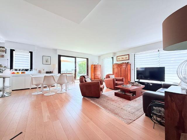 Tout savoir sur cet appartement dans le quartier Auteuil Nord, à Paris 16ème