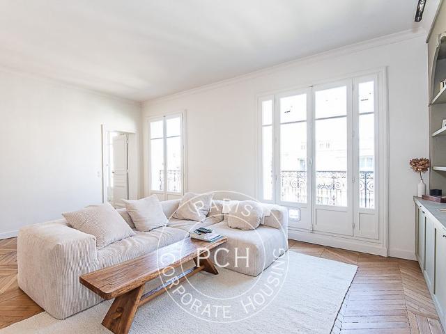 Tout savoir sur cet appartement dans le quartier Auteuil Nord, à Paris 16ème