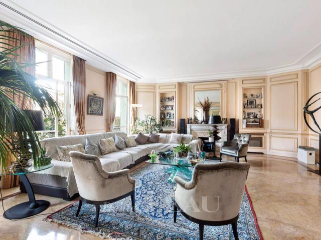 Tout savoir sur cet appartement dans le quartier Auteuil Nord, à Paris 16ème