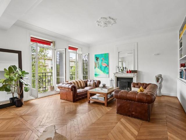 Tout savoir sur cet appartement dans le quartier Auteuil Nord, à Paris 16ème