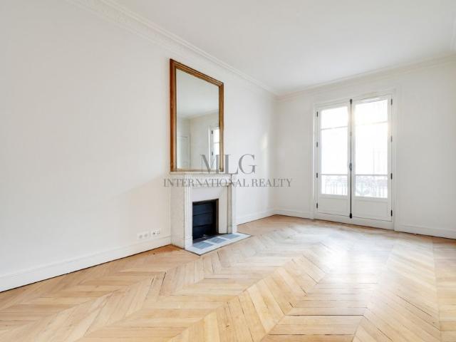Tout savoir sur cet appartement dans le quartier Auteuil Nord, à Paris 16ème