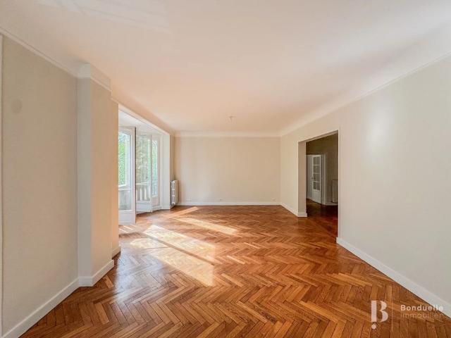 Tout savoir sur cet appartement dans le quartier Auteuil Sud, à Paris 16ème