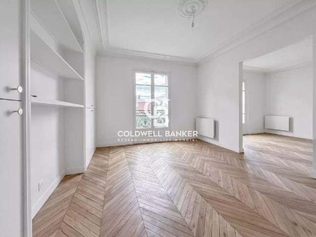 Tout savoir sur cet appartement dans le quartier Auteuil Sud, à Paris 16ème