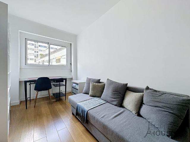 Tout savoir sur cet appartement dans le quartier Auteuil Sud, à Paris 16ème