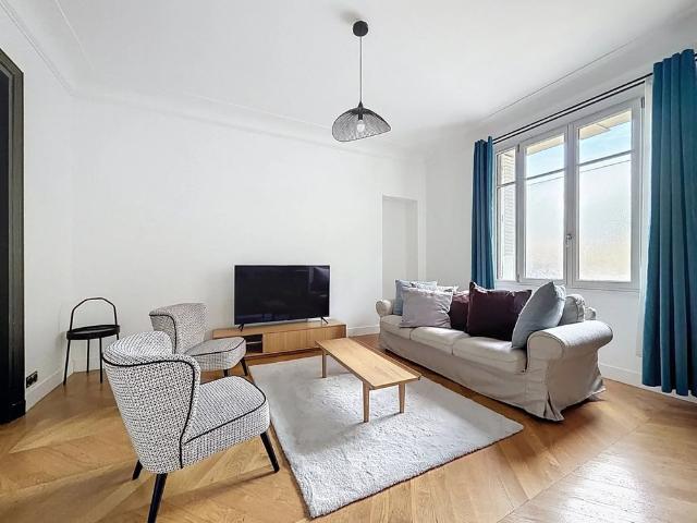 Tout savoir sur cet appartement dans le quartier Auteuil Sud, à Paris 16ème
