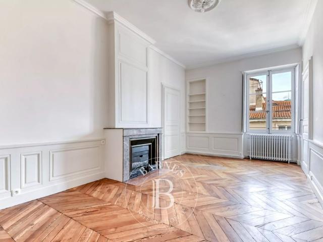 Tout savoir sur cet appartement dans le quartier Bellecour Ainay, à Lyon 2ème
