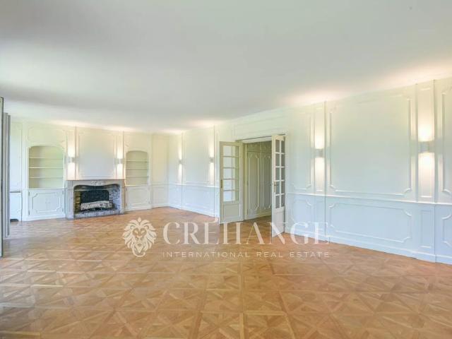 Tout savoir sur cet appartement dans le quartier Général Leclerc, à Saint Germain en Laye