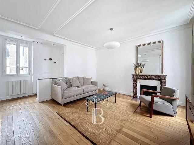 Tout savoir sur cet appartement dans le quartier Gros Caillou, à Paris 7ème