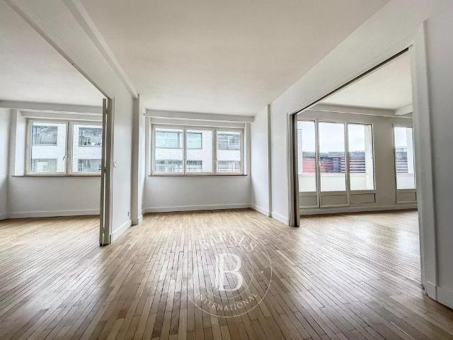 Tout savoir sur cet appartement dans le quartier Gros Caillou, à Paris 7ème