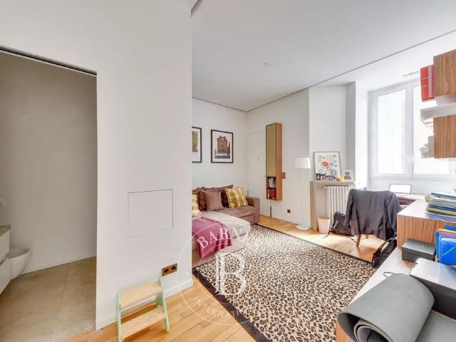 Tout savoir sur cet appartement dans le quartier Gros Caillou, à Paris 7ème