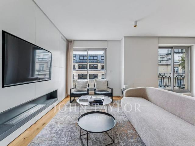 Tout savoir sur cet appartement dans le quartier Gros Caillou, à Paris 7ème