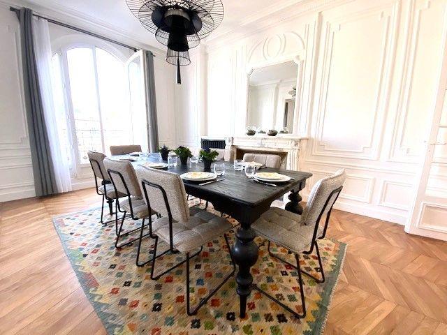 Tout savoir sur cet appartement dans le quartier Gros Caillou, à Paris 7ème