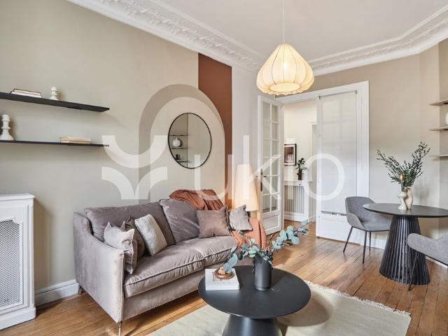 Tout savoir sur cet appartement dans le quartier Gros Caillou, à Paris 7ème