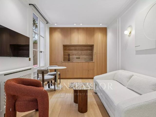 Tout savoir sur cet appartement dans le quartier Gros Caillou, à Paris 7ème