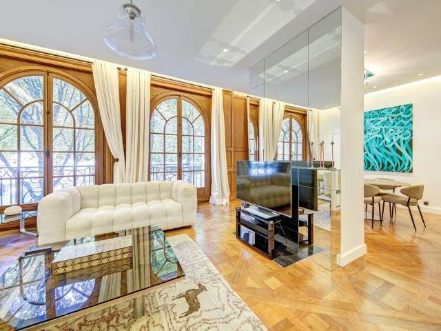 Tout savoir sur cet appartement dans le quartier Gros Caillou, à Paris 7ème