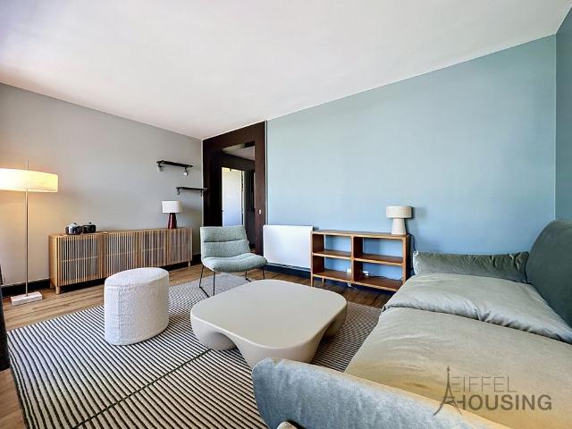 Tout savoir sur cet appartement dans le quartier Gros Caillou, à Paris 7ème