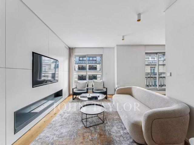 Tout savoir sur cet appartement dans le quartier Gros Caillou, à Paris 7ème