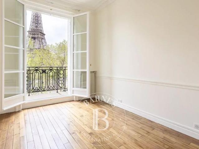 Tout savoir sur cet appartement dans le quartier Gros Caillou, à Paris 7ème