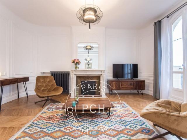 Tout savoir sur cet appartement dans le quartier Gros Caillou, à Paris 7ème
