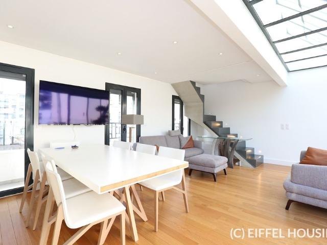 Tout savoir sur cet appartement dans le quartier Emeriau Zola, à Paris 15ème