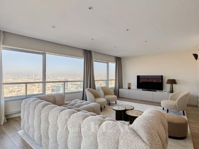 Tout savoir sur cet appartement dans le quartier Emeriau Zola, à Paris 15ème