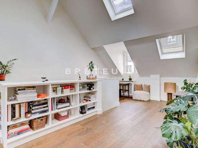 Tout savoir sur cet appartement dans le quartier Elysées Madeleine, à Paris 8ème