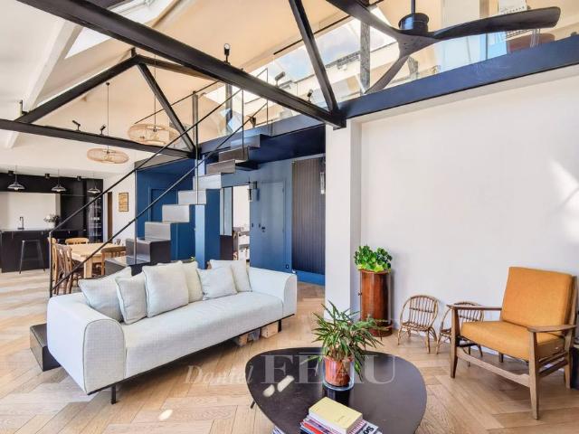 Tout savoir sur cet appartement dans le quartier Elysées Madeleine, à Paris 8ème
