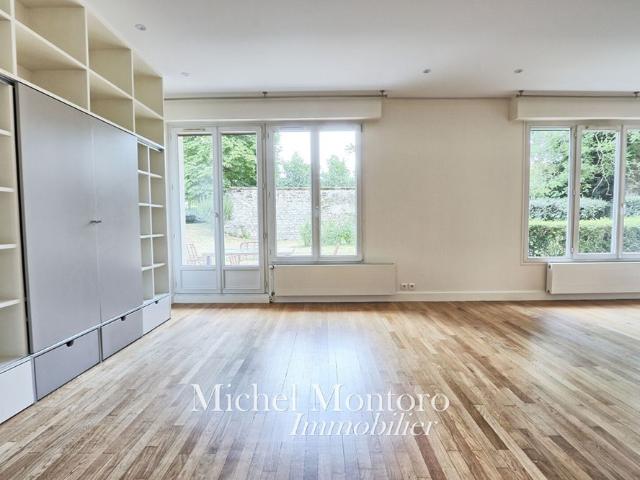 Tout savoir sur cet appartement dans le quartier Forêt, à Saint Germain en Laye
