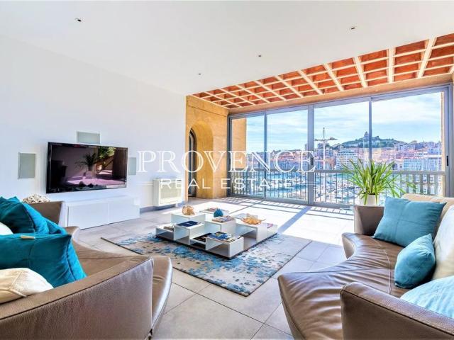 Tout savoir sur cet appartement dans le quartier Hôtel de Ville, à Marseille 2ème