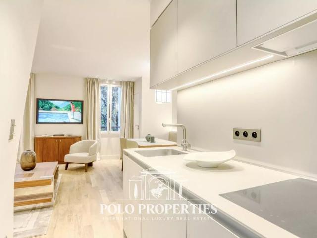 Tout savoir sur cet appartement dans le quartier Hoche Friedland, à Paris 8ème