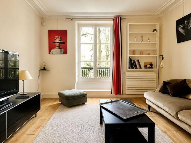 Tout savoir sur cet appartement dans le quartier Hoche Friedland, à Paris 8ème
