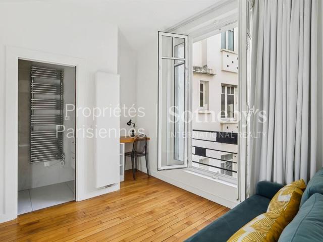 Tout savoir sur cet appartement dans le quartier Invalides, à Paris 7ème