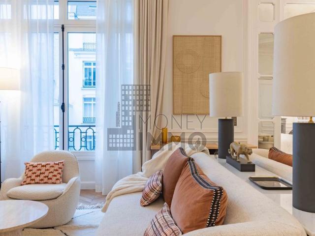Tout savoir sur cet appartement dans le quartier Invalides, à Paris 7ème