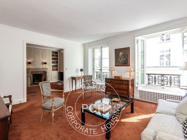 Tout savoir sur cet appartement dans le quartier Invalides, à Paris 7ème