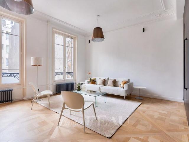 Tout savoir sur cet appartement dans le quartier Invalides, à Paris 7ème