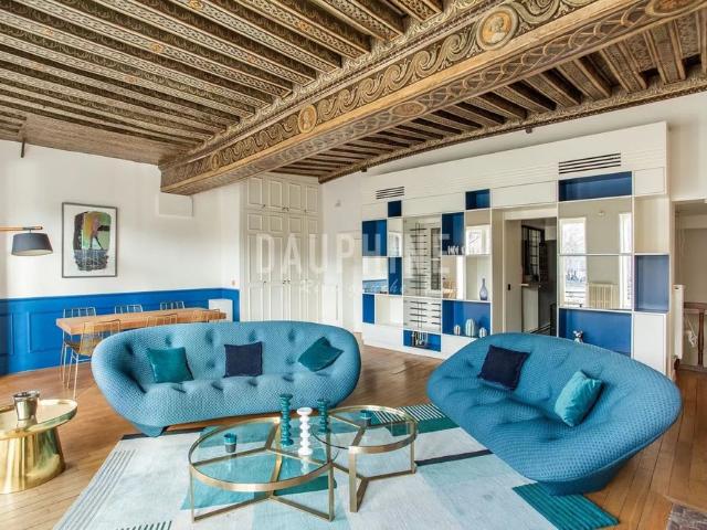Tout savoir sur cet appartement dans le quartier Île de la Cité, à Paris 1er