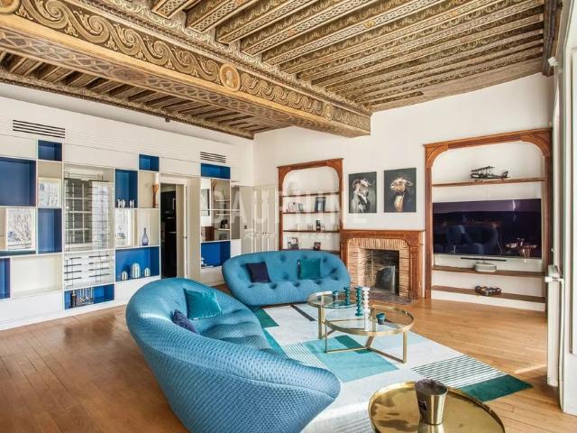 Tout savoir sur cet appartement dans le quartier Île de la Cité, à Paris 1er