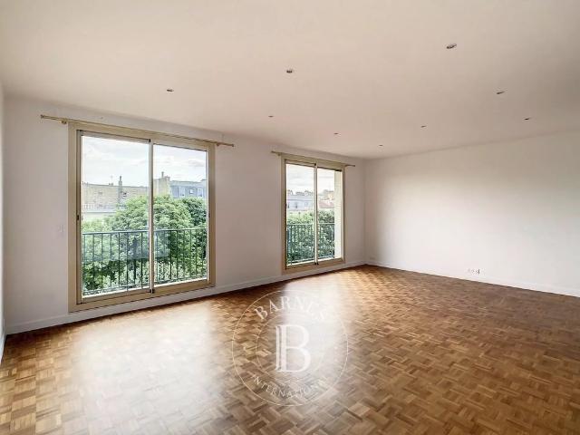 Tout savoir sur cet appartement dans le quartier Ile de la Jatte Parc d'Orléans, à Neuilly sur Seine