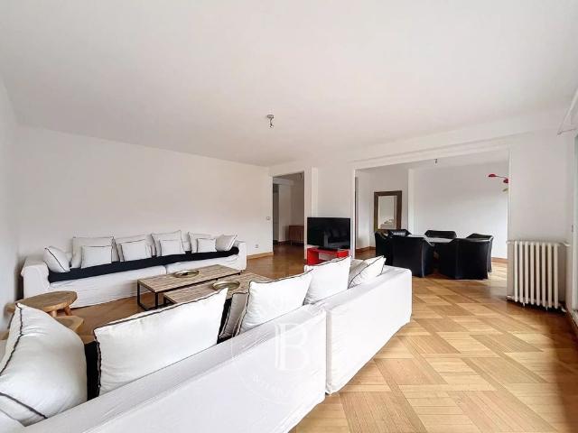 Tout savoir sur cet appartement dans le quartier Ile de la Jatte Parc d'Orléans, à Neuilly sur Seine