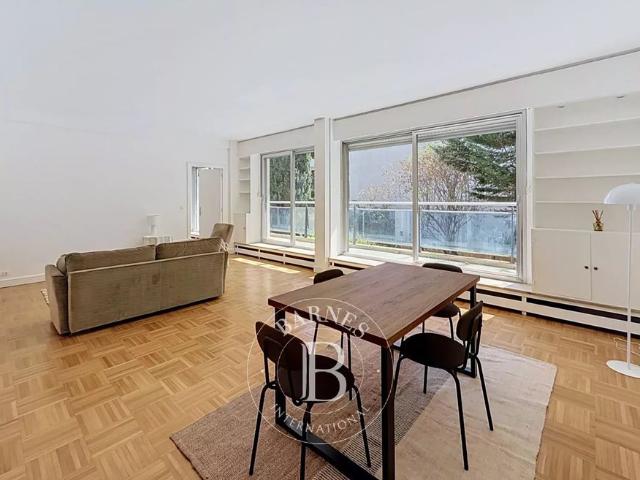 Tout savoir sur cet appartement dans le quartier Ile de la Jatte Parc d'Orléans, à Neuilly sur Seine