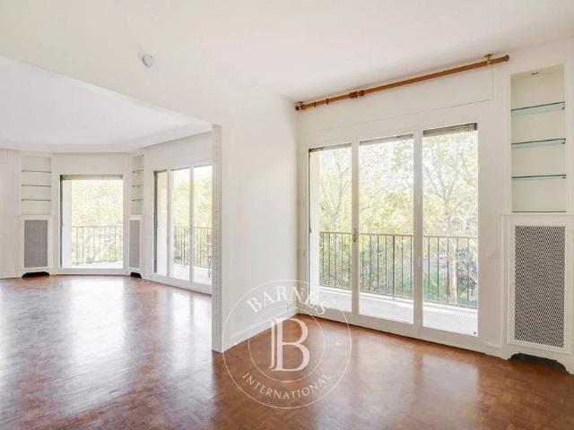 Tout savoir sur cet appartement dans le quartier Ile de la Jatte Parc d'Orléans, à Neuilly sur Seine