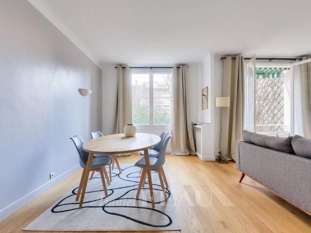 Tout savoir sur cet appartement dans le quartier Ile de la Jatte Parc d'Orléans, à Neuilly sur Seine