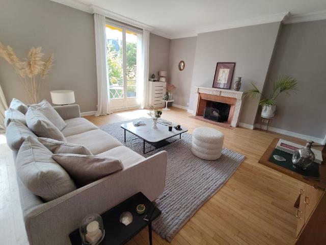Tout savoir sur cet appartement dans le quartier Ile de la Jatte Parc d'Orléans, à Neuilly sur Seine