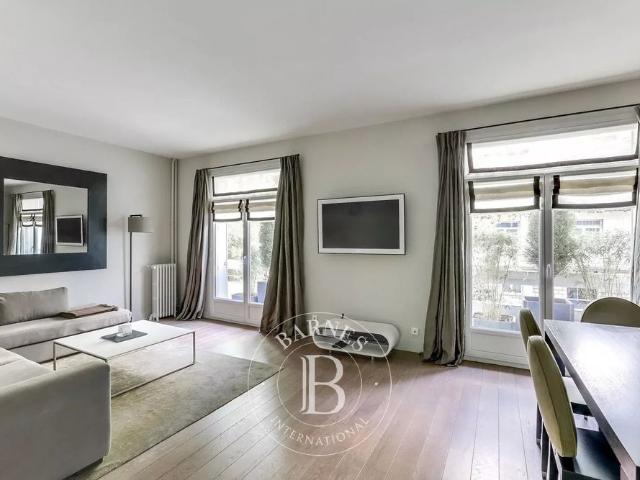 Tout savoir sur cet appartement dans le quartier Ile de la Jatte Parc d'Orléans, à Neuilly sur Seine