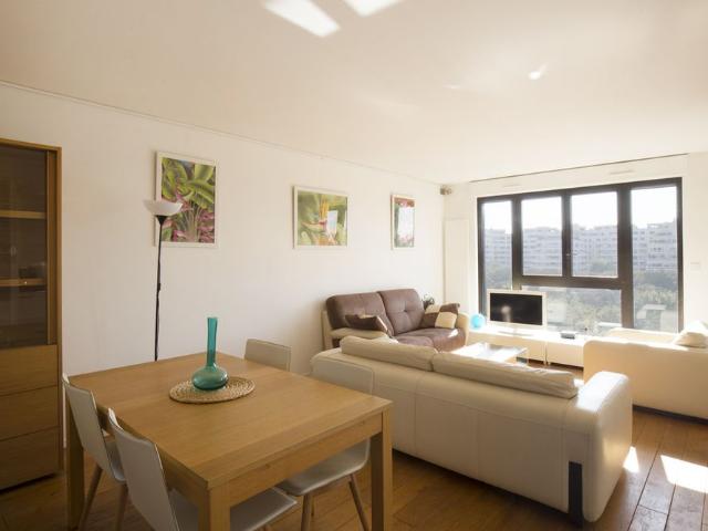 Tout savoir sur cet appartement dans le quartier Ile de la Jatte Square Baudin, à Levallois Perret