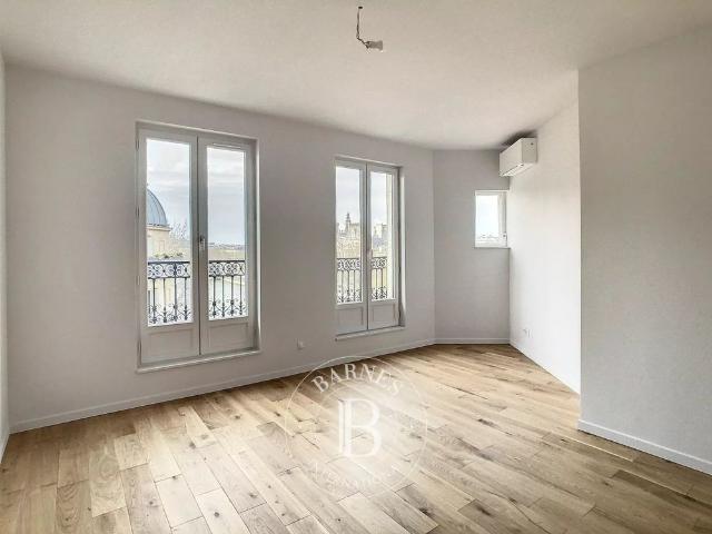 Tout savoir sur cet appartement dans le quartier Île Saint Louis, à Paris 4ème