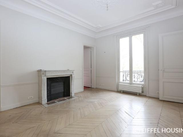 Tout savoir sur cet appartement dans le quartier Odéon, à Paris 6ème