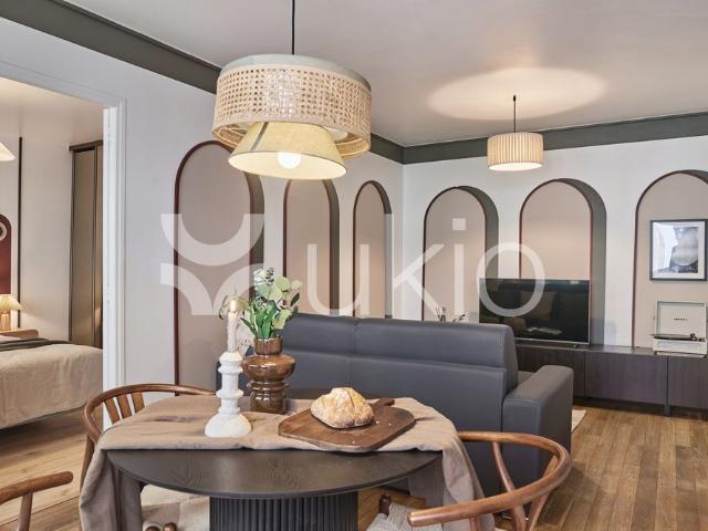 Tout savoir sur cet appartement dans le quartier La Fourche Guy Môquet, à Paris 17ème