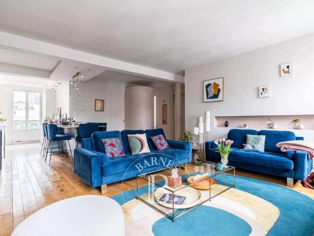 Tout savoir sur cet appartement dans le quartier La Plaine des Sablons, à Neuilly sur Seine