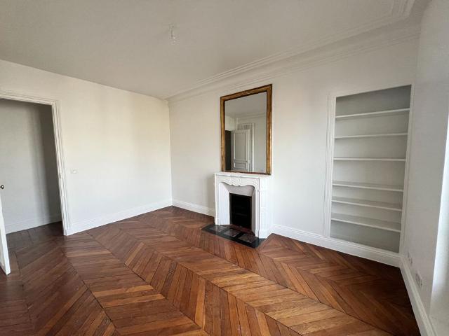 Tout savoir sur cet appartement dans le quartier La Plaine des Sablons, à Neuilly sur Seine